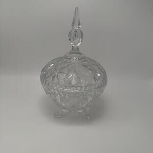 VTG Beautiful Clear Pressed Glass footed Candy dish w/ Spire lid Flower Pattern